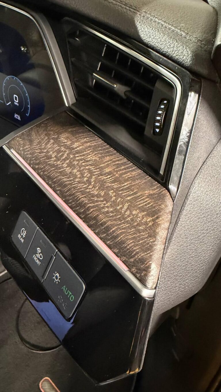 Audi Q8 e-tron-6