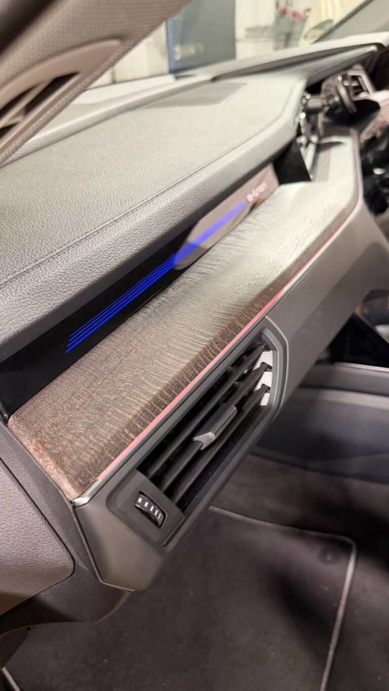 Audi Q8 e-tron-7